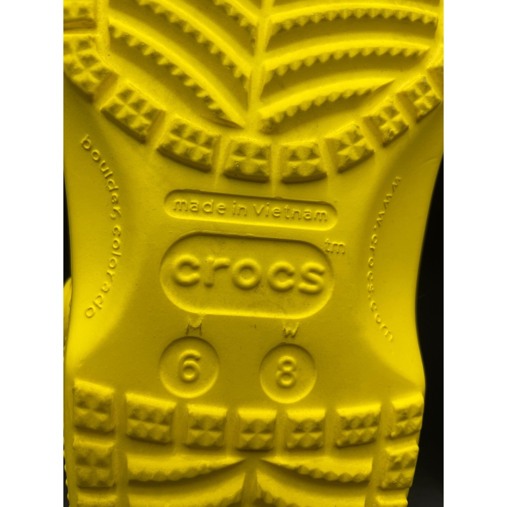 Crocs Classic Clogs Lemon Yellow Mens 6 Womens 8 Unisex Slip On Comfort Shoes - Picture 3 of 6